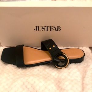 Black sandal size 6.5